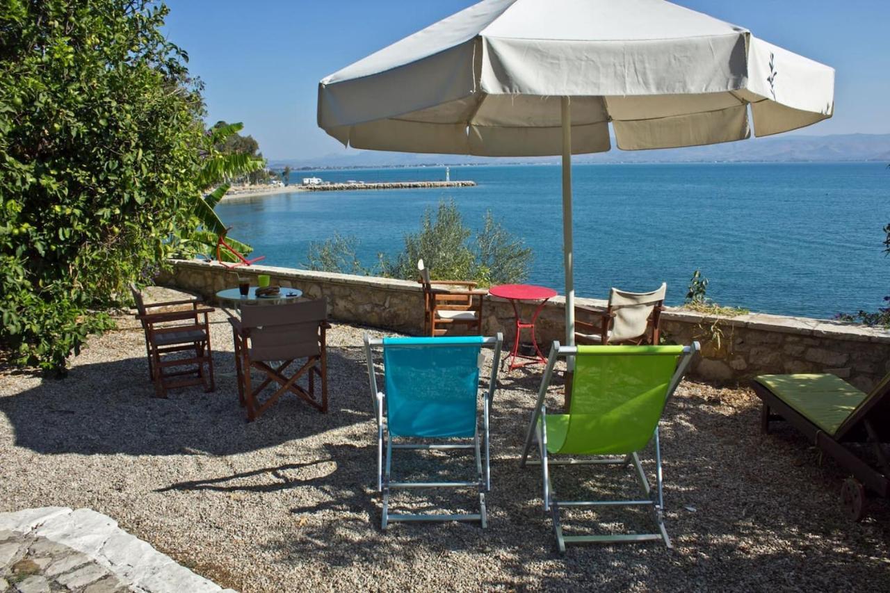 Vakantiehuis 1876 Traditional Seafront *